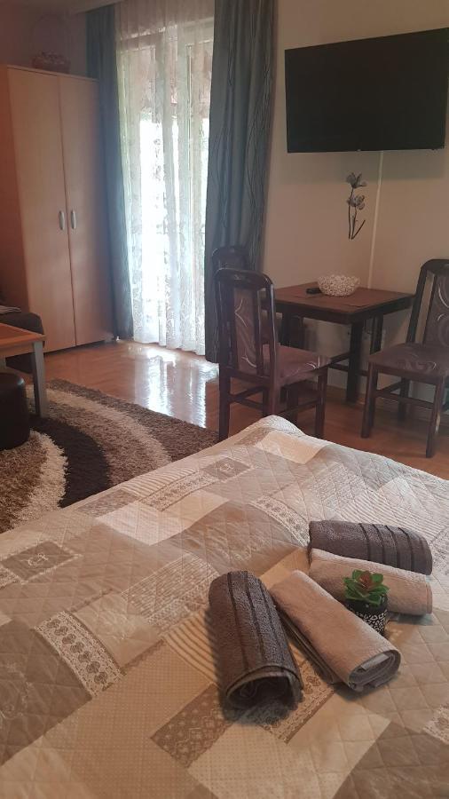 Apartmani V&F Врнячка-Баня Экстерьер фото